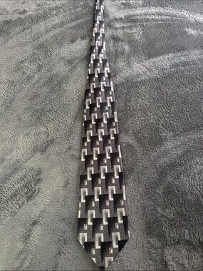 Lena Black and Silver Geometric Men's Tie
